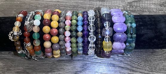 Crystal/Gemstone jewelry bracelets
