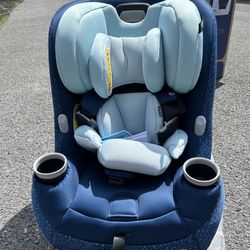 BRAND NEW Maxi Cosi Pria All in One Convertible Car seat