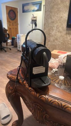 Nespresso Espresso Coffee Machine Black