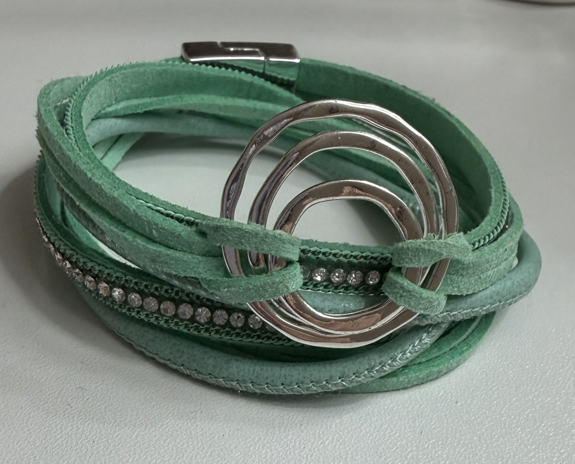 New Women’s Seafoam Green Wrap Around Bracelet