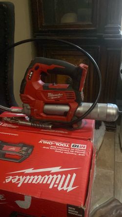 Milwaukee 2 speed  grease gun
