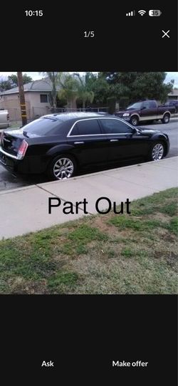 2011 Chrysler 300 part out