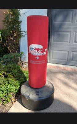 Century Wavemaster II Freestanding Punching Bag