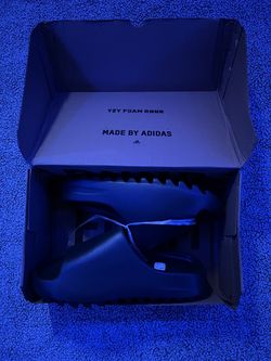 Black Adidas Yeezy Slides