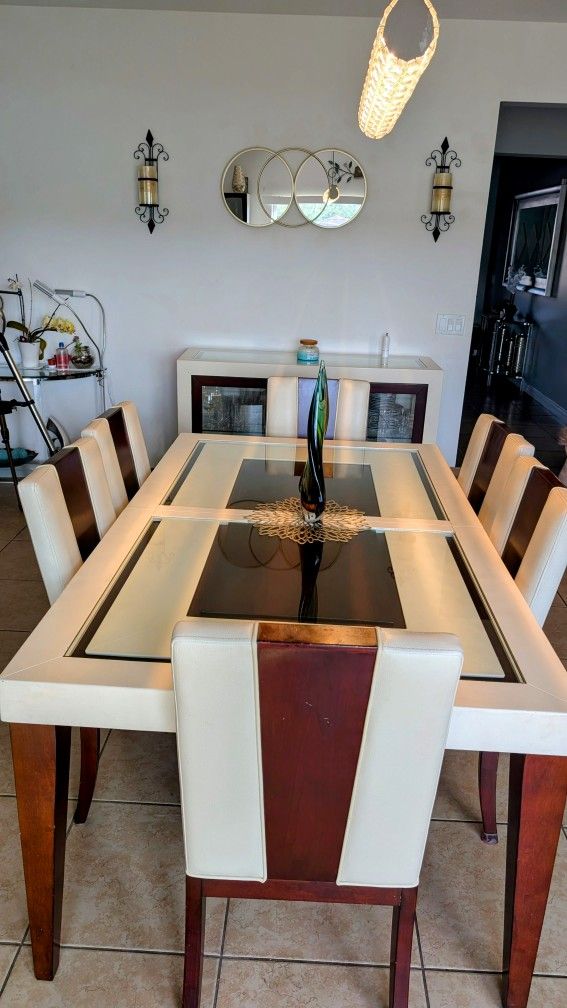 Sofia Vergara Dining Table Set