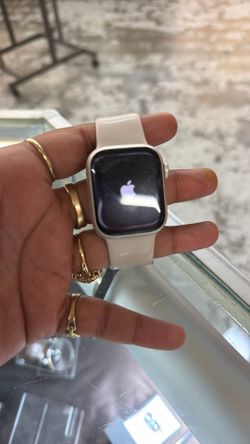 White apple watch series 9