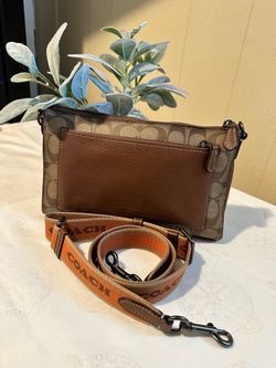🔥 Coach Holden Croosbody Bag Signature Canavas  -  MINT & AUTHENTIC