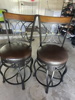 Set of 2 Counter Stools