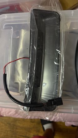 2013 -2018 ford explorer LED REAR LIGHT AND EMBLEM