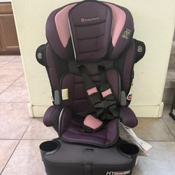 Babytrend SI Hybrid Booster Car Seat 