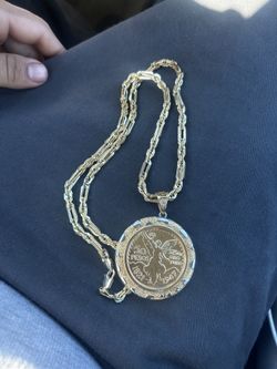 26” Gold plated chain n pendant