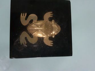 Cool paperweight piece