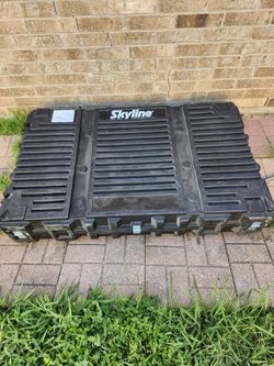 Skyline Stratus Box 