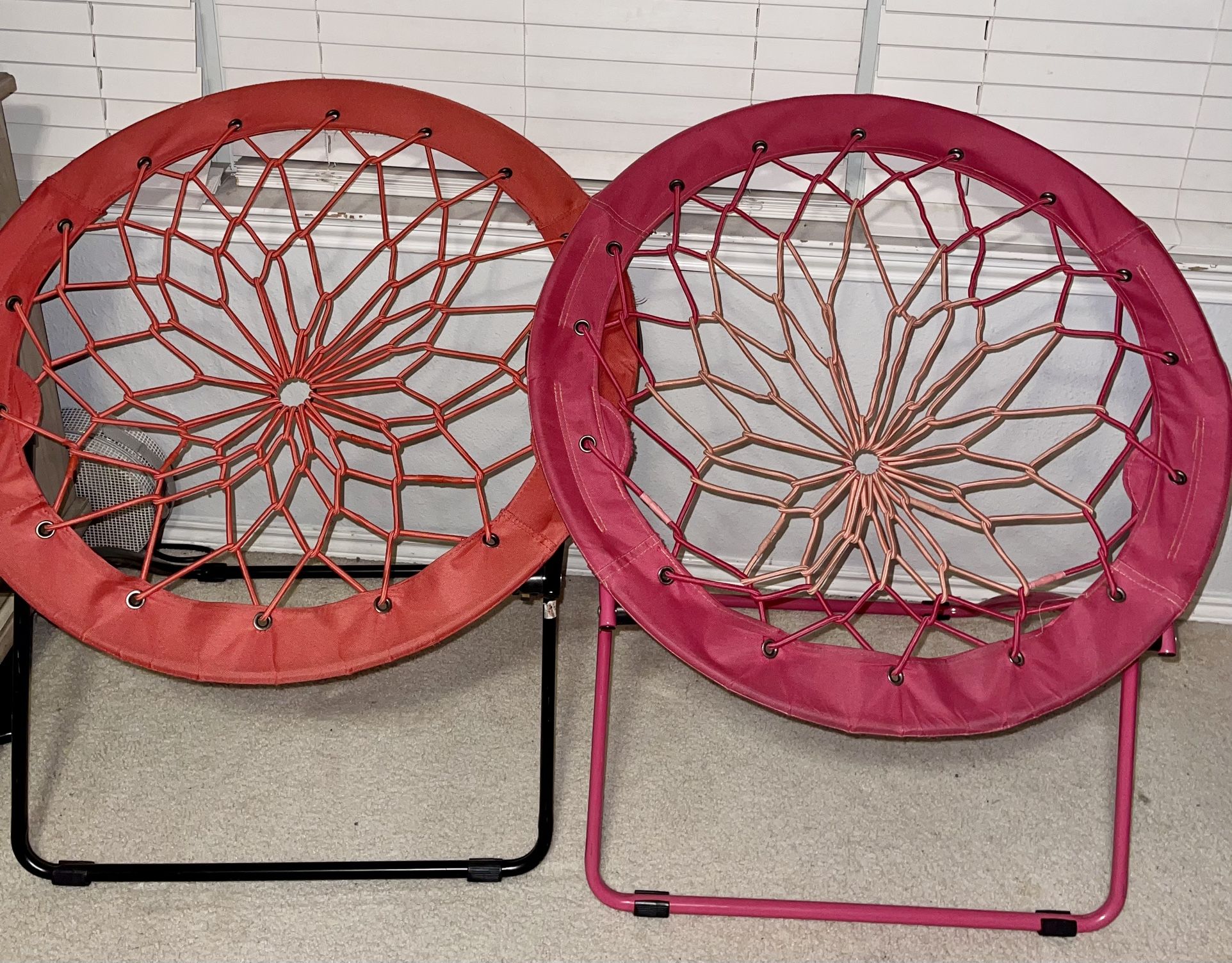 2 Foldable Bungee Chairs