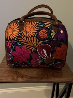 Authentic Handmade Guatemalan Purse from Antigua (Location: Lincolnwood)