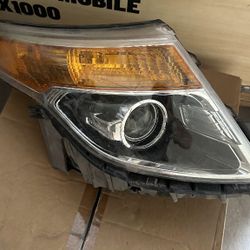 2011-2015 Ford Right Headlight