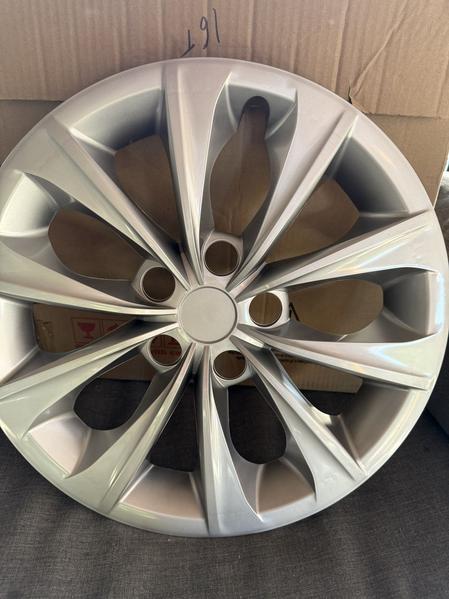 16” Hub Cabs