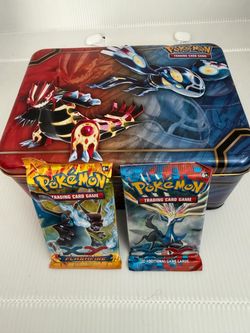 The M CHARIZARD Pokemon XY FLASHFIRE Elite trainer sleeved  box