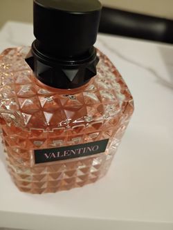 Valentino woman perfume