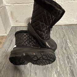 Snow Boots, Kids Size 4, Front Zipper