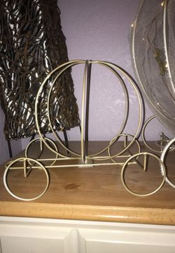 One big lighted carriage display and one small