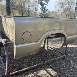Chevy S10 Or GMC Sonoma Fleet Side Bed