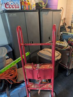 Appliance dolly with strap