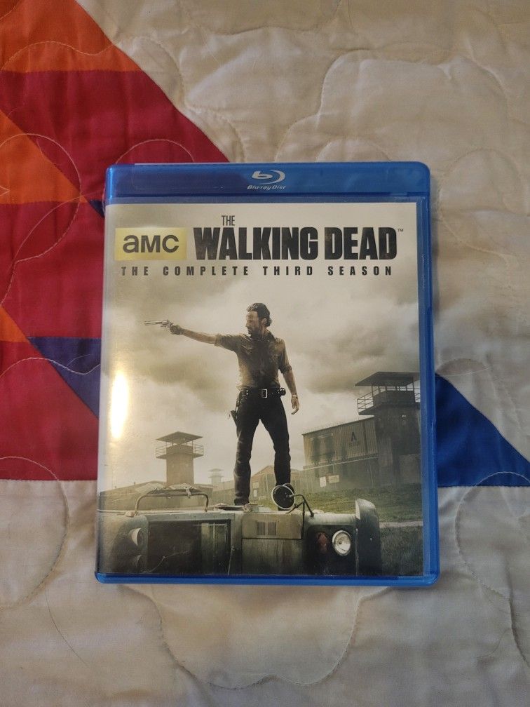 The Walking Dead Complete 3rd Season Blu Ray Box Set