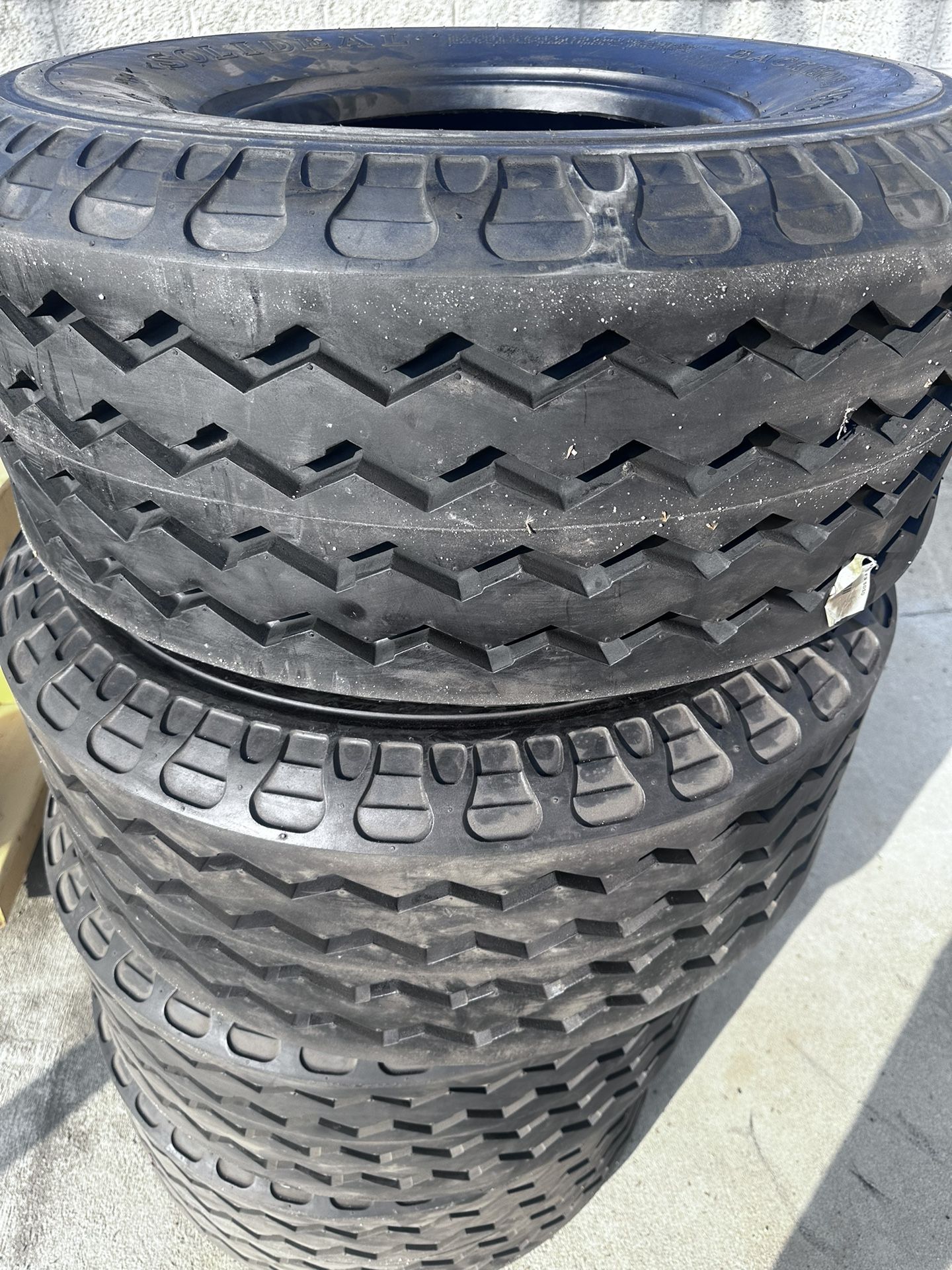 2 Tires - Backhoe Tire 14.5 / 75 - 16.1 SL / 10 PR SOLIDEAL