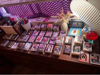 SPORTS CARDS