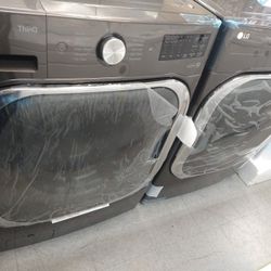 Brand New Scratch And Dent Front Washer And Dryer For Sale 