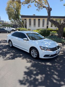 2016 Volkswagen Passat
