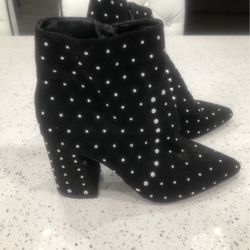 GIANNI BINI STUDDED  BOOTS SIZE  5  
