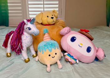 4 mixed plushie toy set includes hello kitty