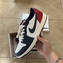 Jordan 1 OG Low Howard University 