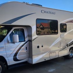 2018 Thor Chateau 28Ft-"SUMMER ROAD TRIPS!!"!