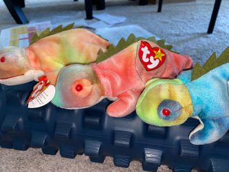 Iggy the Iguana - Rare & Retired Beanie Babies (2 w/PE Pellets, 1 with PVC)