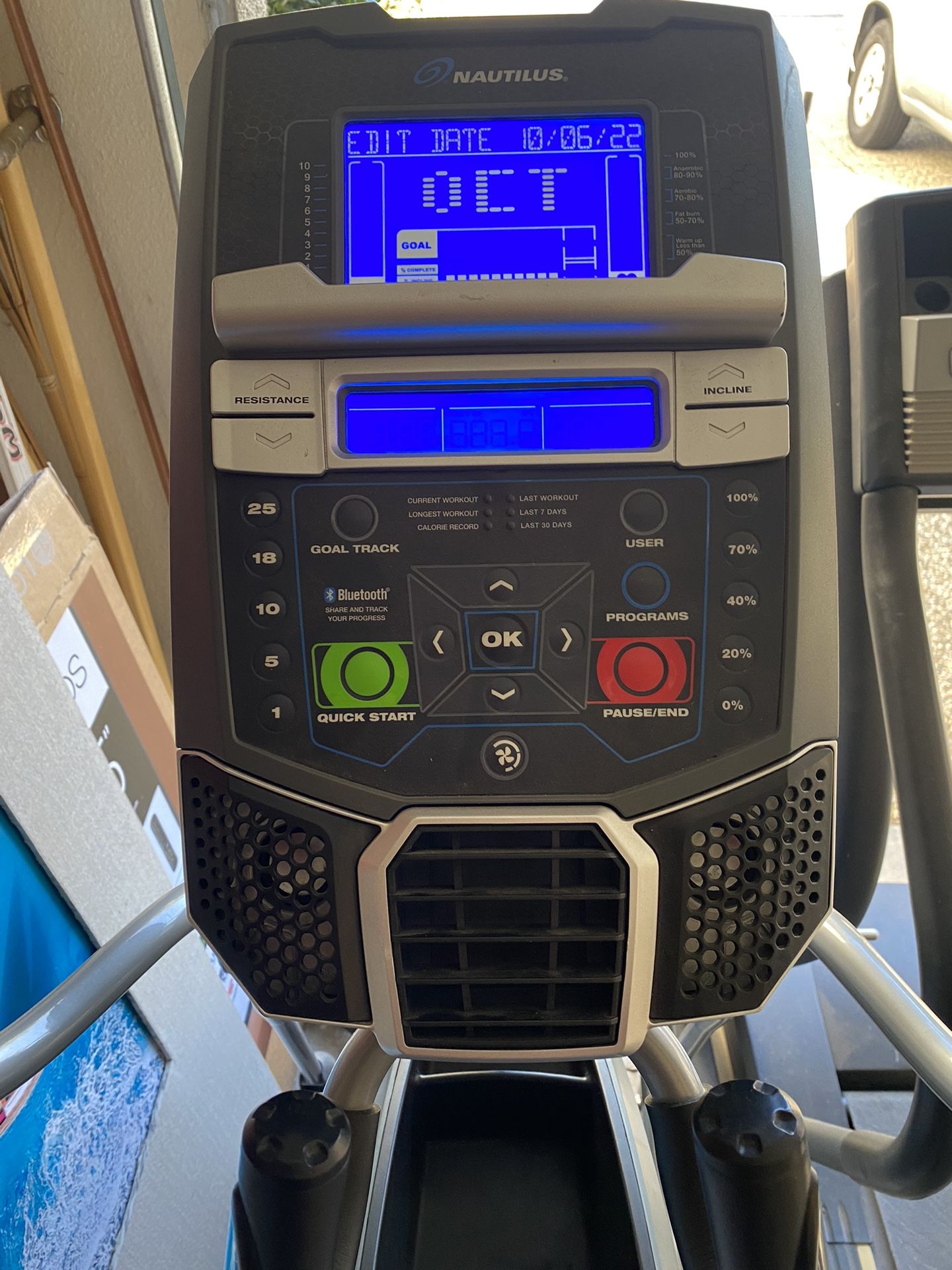 Nautilus Elliptical - Excellent Condition 