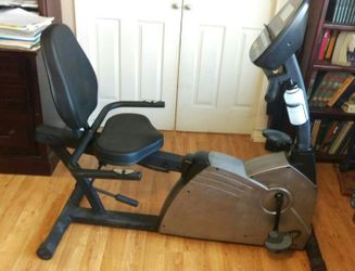 Diamondback 400 Series Recumbent Bike for Sale in Burleson TX OfferUp