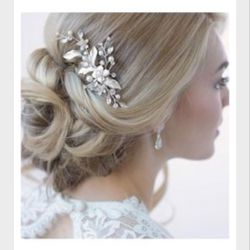 Dareth Colburn Bridal Clip 