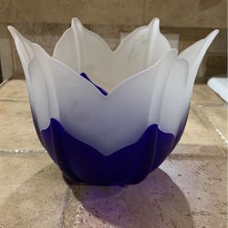 PARTYLITE Indigo Blossom Frosted Glass Candle Holder