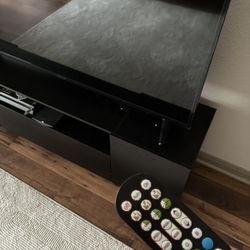 TV Stand / RUG