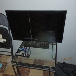 32"TV with Universal Remote 