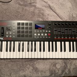 Akai MPK249 MIDI Keyboard Controller Beat Pads MPC