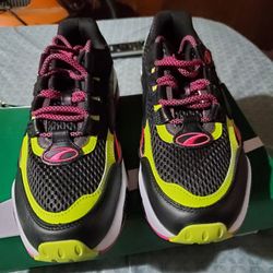 Cell Venom Pumas, Men's 9.5 