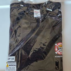 One piece round one shirt