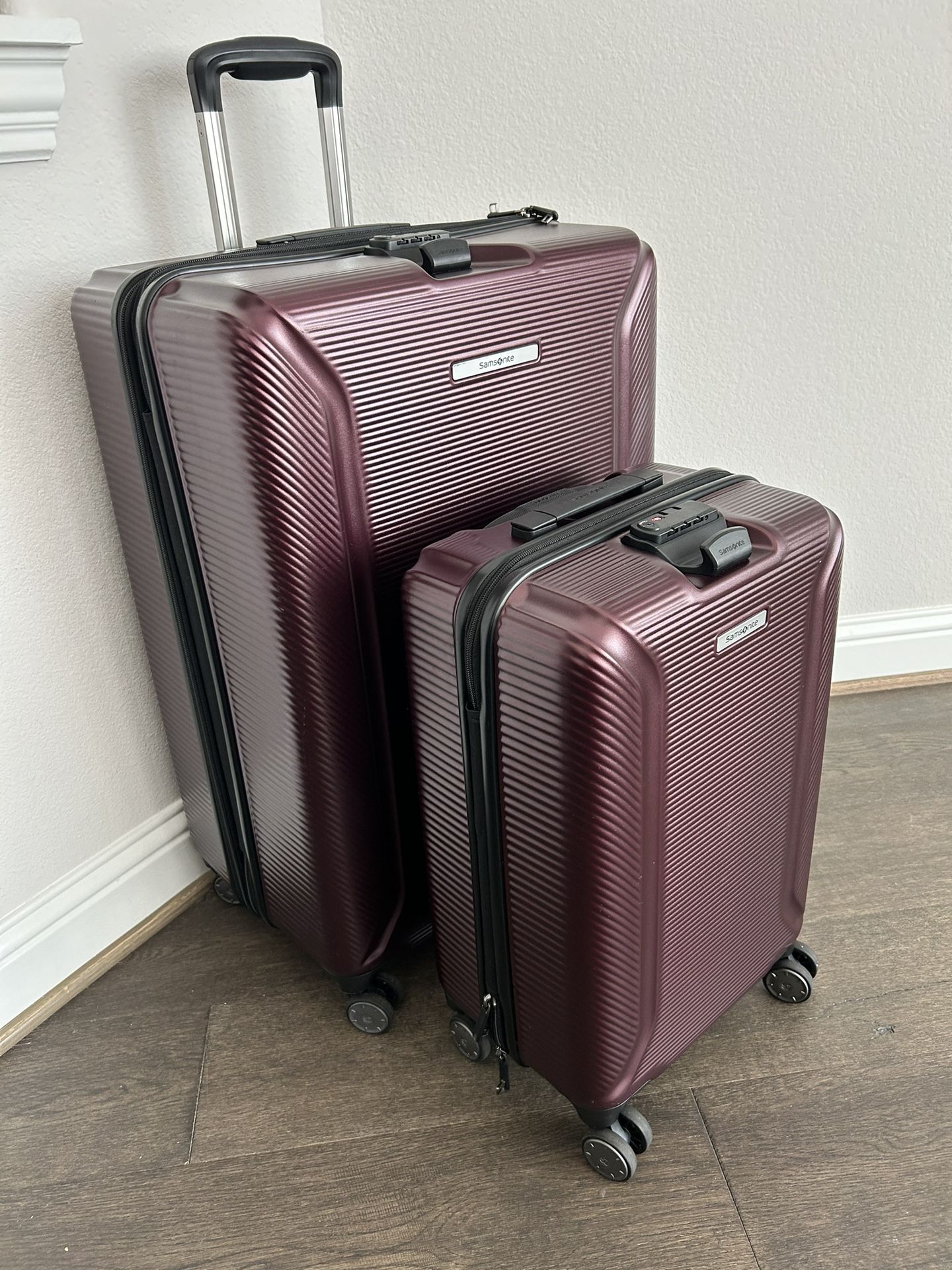 Samsonite Element XLT 2-Piece Luggage Set - Burgundy, Spinner Wheels, Lightweight