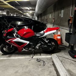 2007 GSXR 600 