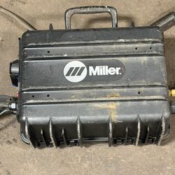 Miller Arc Reach Suitcase 8