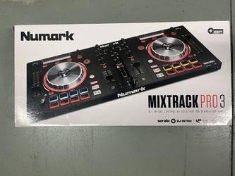NuMark Mixtrack Pro 3